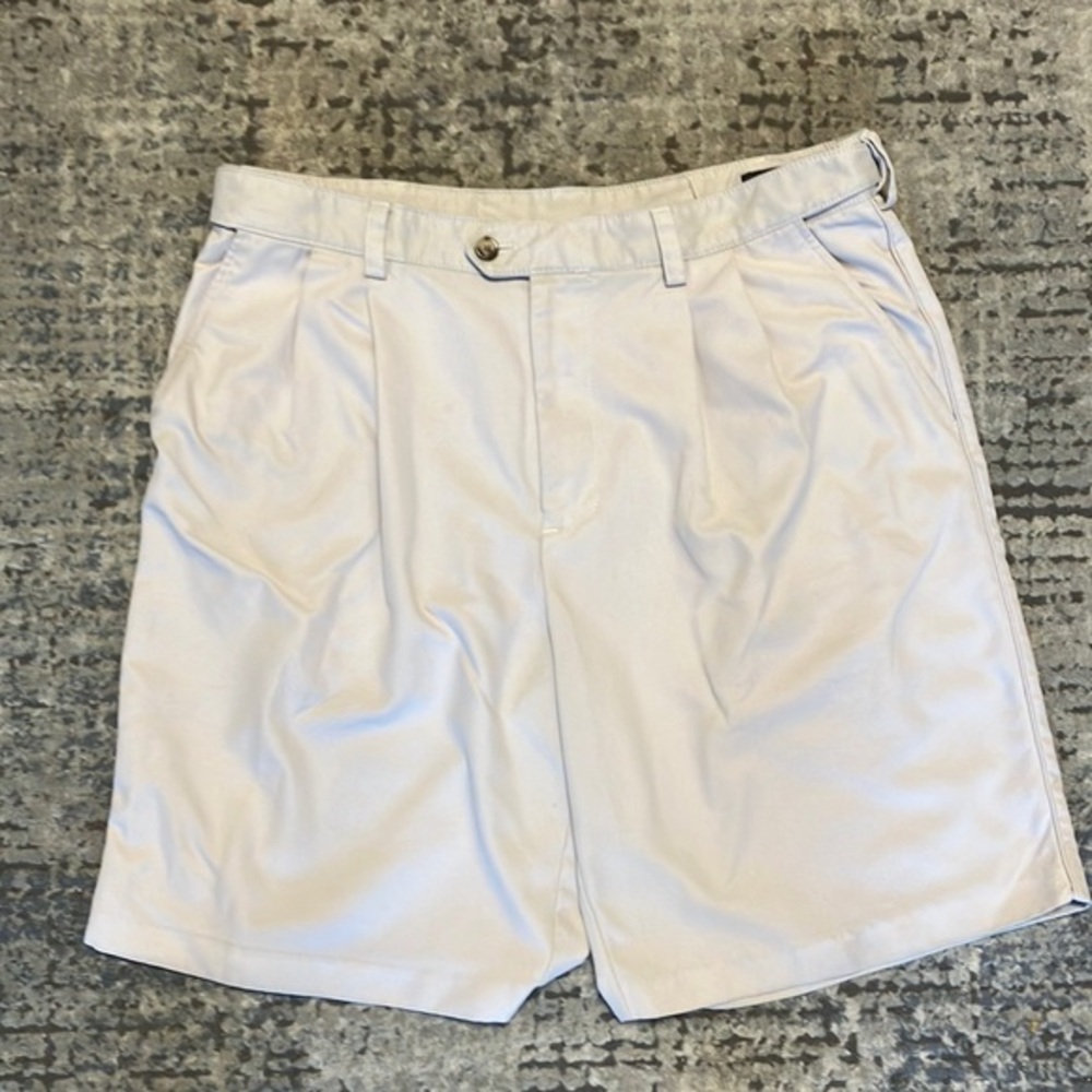 IZOD Golf Classix Men’s Shorts Size 34